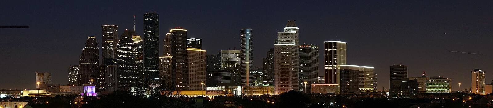 Downtown Houston, Texas skyline at dusk