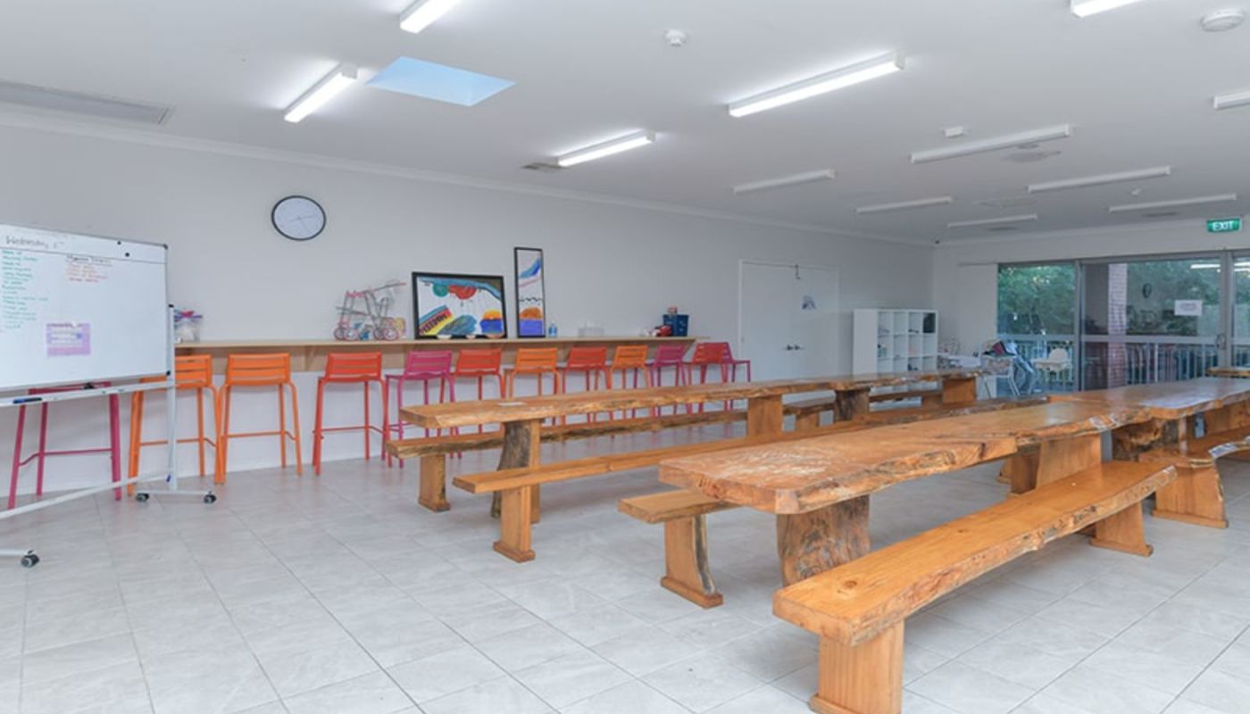 Cyrenian House - Munda Mia