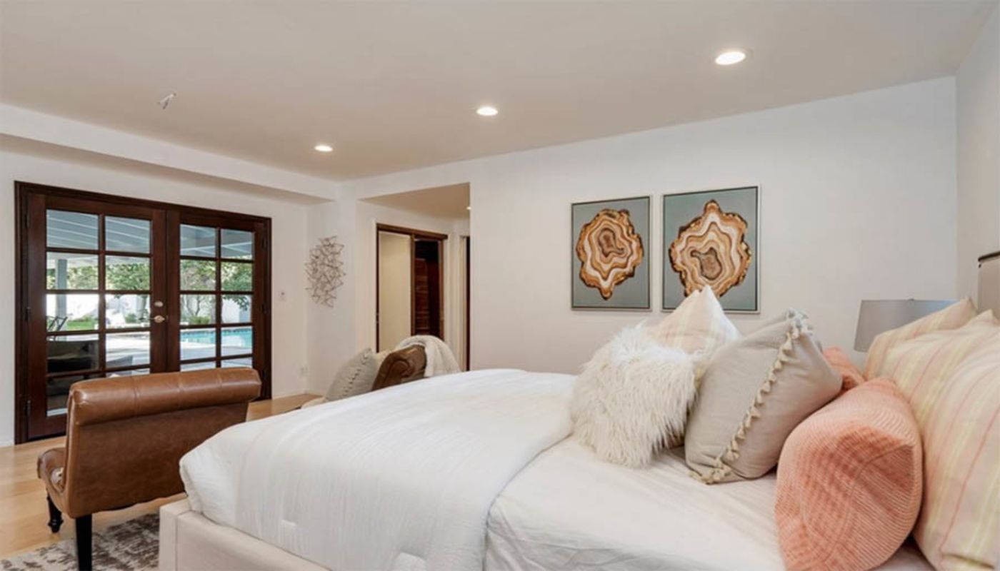 Destinations for Teens Calenda House