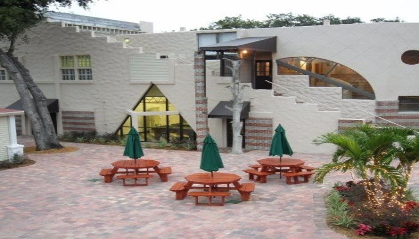 La Amistad - Adult and Outpatient